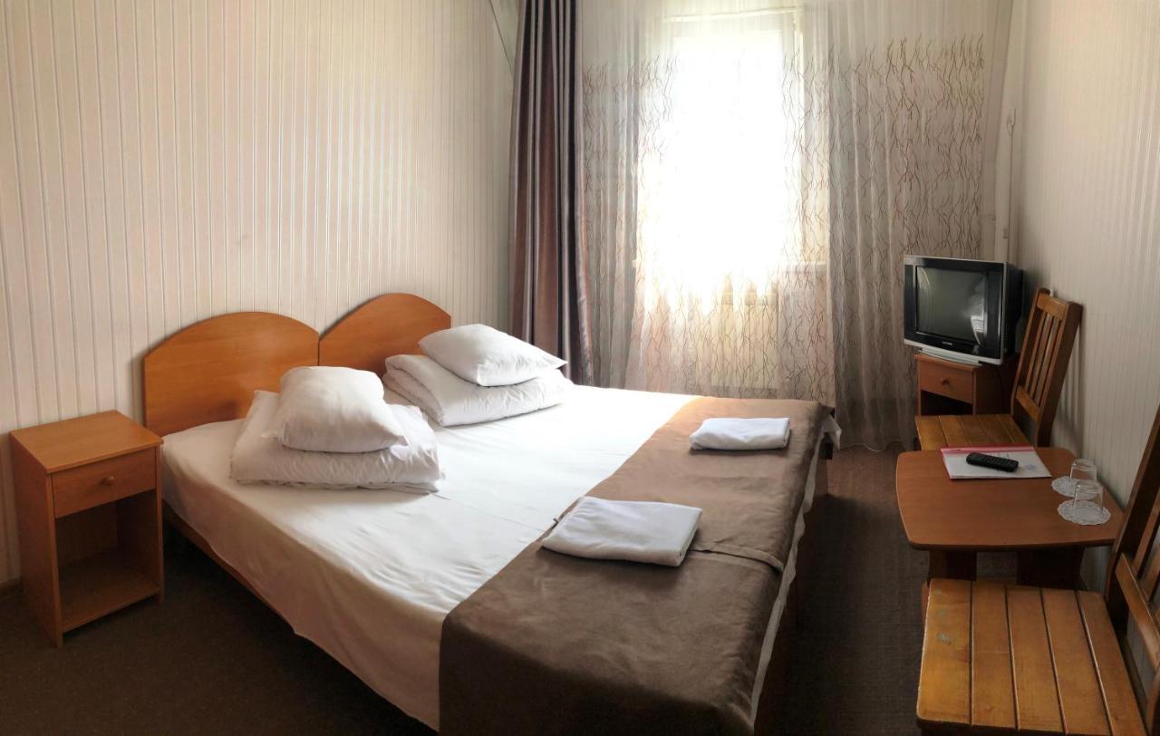 Hotel Lama 2 Kyiv Exterior photo